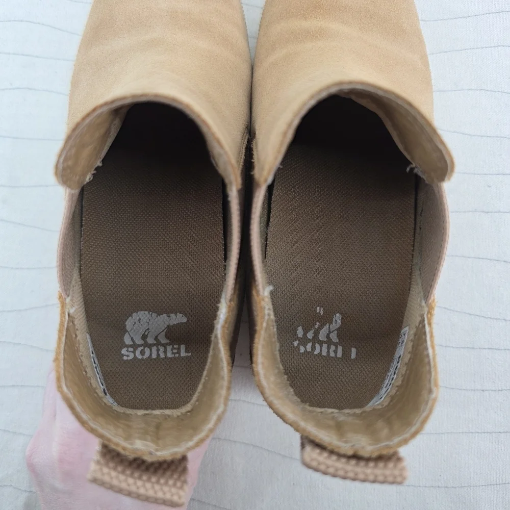 Sorel Womens Chelsea Out N About Tan Suede Hidden Wedge Shoes NL4911-253 Sz 7.5